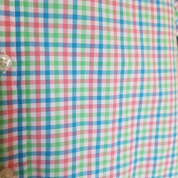 Vineyard Vines boys size 12-14 or Medium - Picture 2 of 4